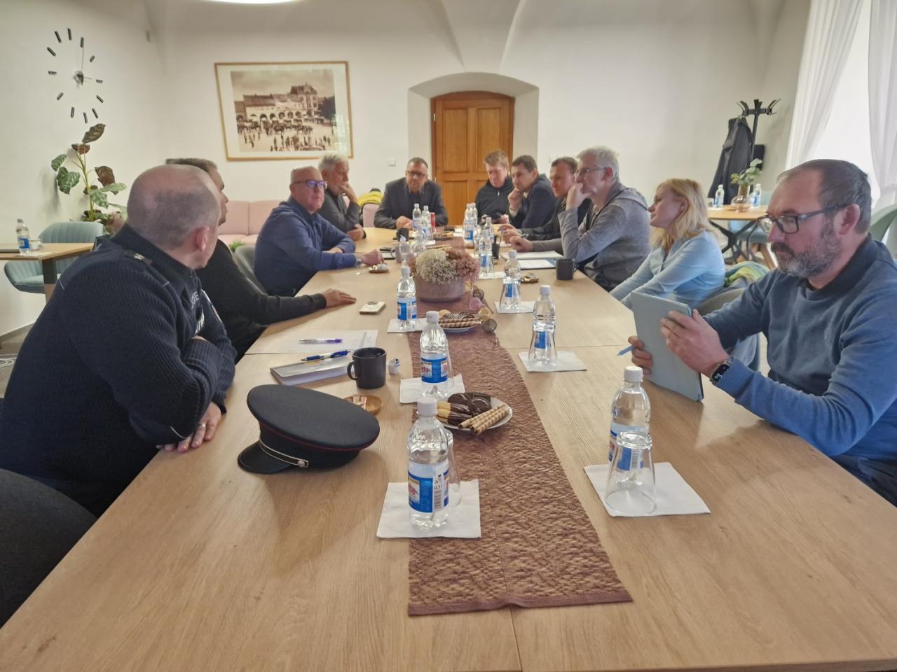 Jednání o bezpečnostní situaci v Benátkách nad Jizerou 2