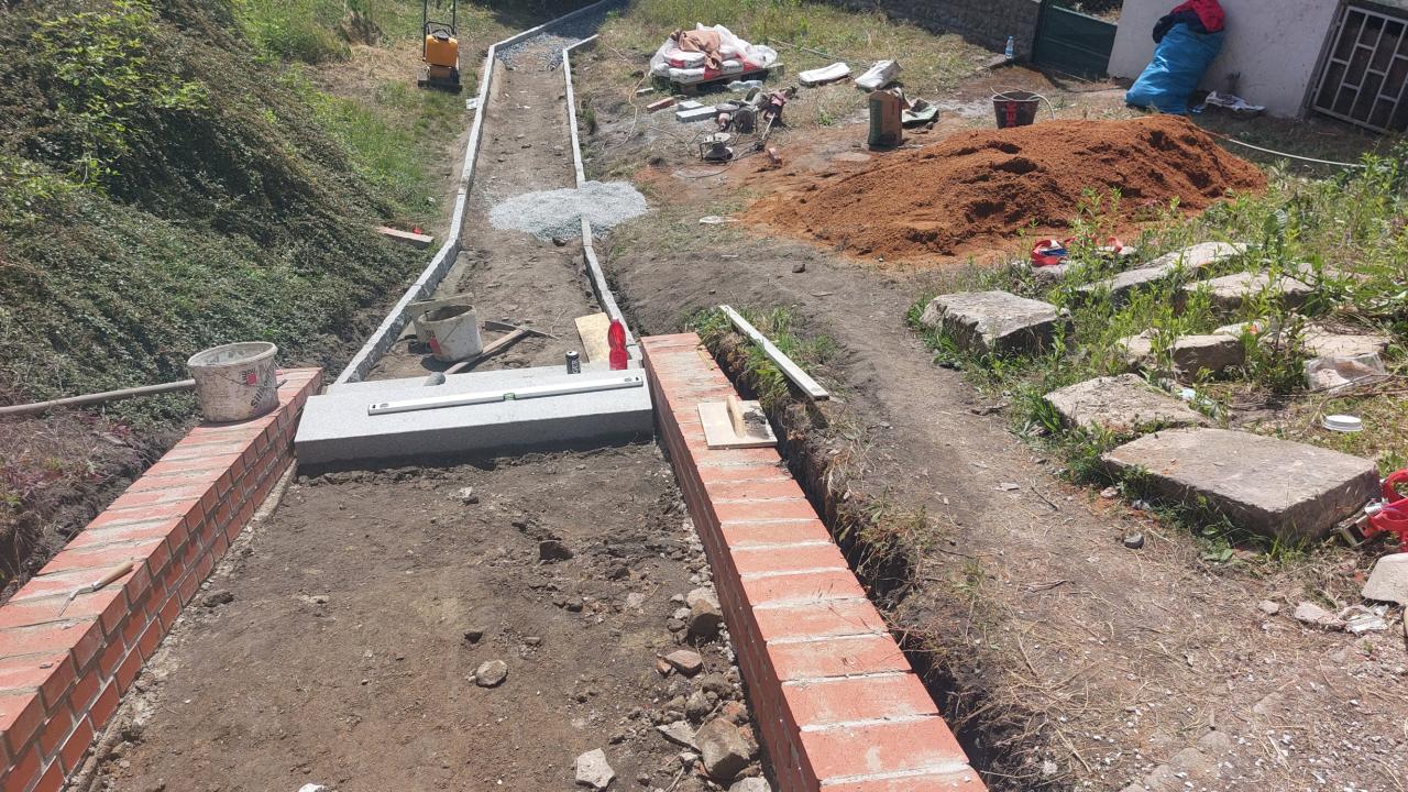 Rekonstrukce schodů Podolecká
